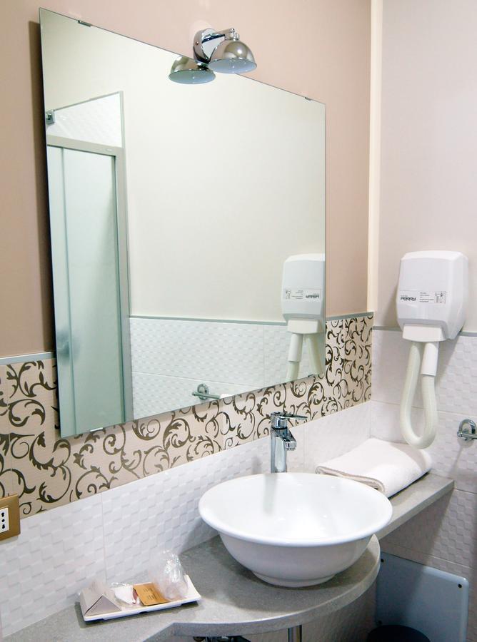 Adelfia B&B San Trifone מראה חיצוני תמונה